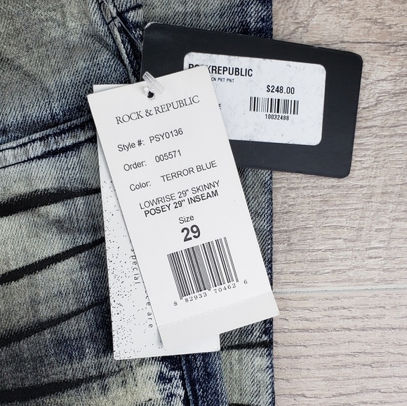 NWT! Rock & Republic Terror Blue Grunge Jeans - Picture 2 of 8